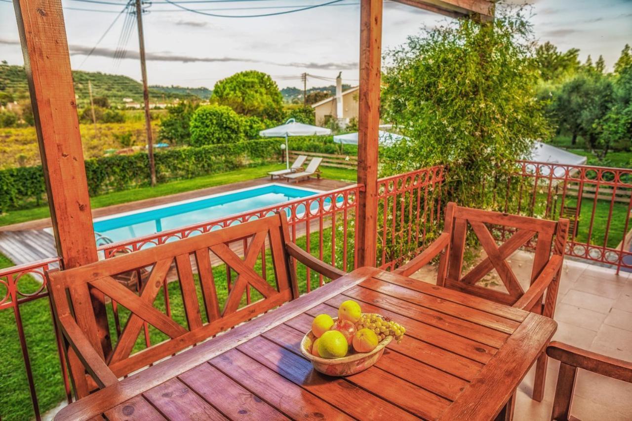Villa Arokaria Planos